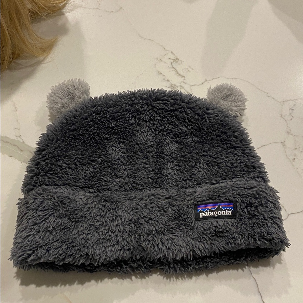 Patagonia Kids Fuzzy Gray Hat - Picture 6 of 6